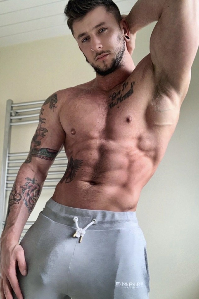 hotmen-addiction: