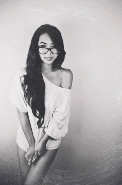 OMG! Follow her! She is one gorgeous babe :) thanks for the submission Victoria! @victoriamynguyen