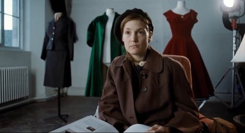 Vicky Krieps behind the scenes of Phantom Thread