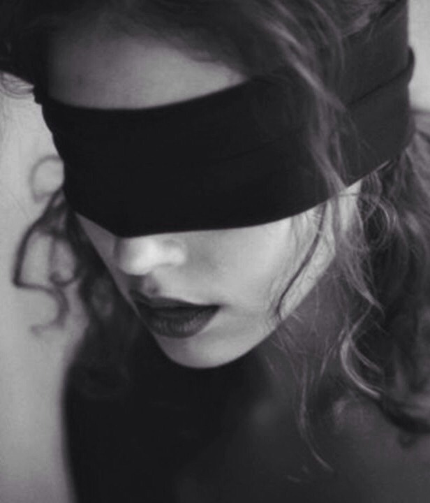 Submissive-Kisses