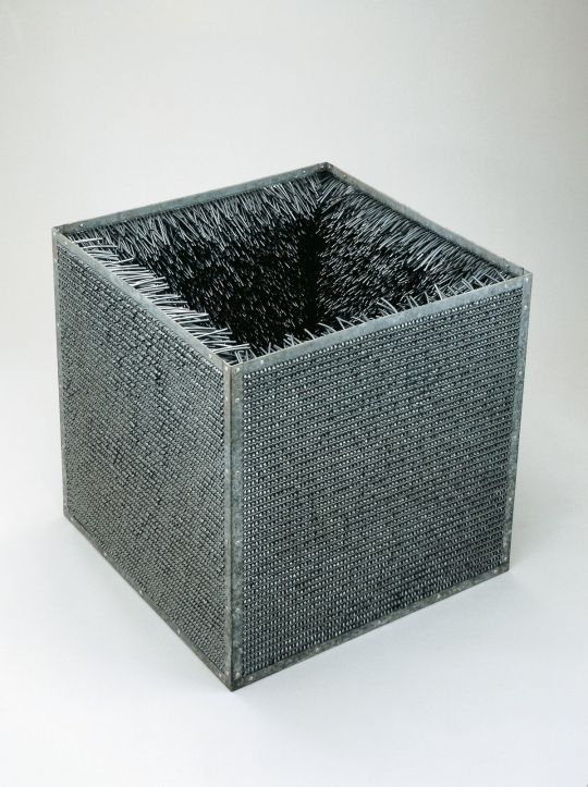Eva Hesse, Accession II, 1968, 1969. © The Estate of Eva Hesse. Courtesy of Hauser & Wirth. Photo: Detroit Institute of Arts.