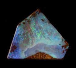 effervescentvibes:  mineralia:  Opal from Australiaby Dan Costian   good vibes here 