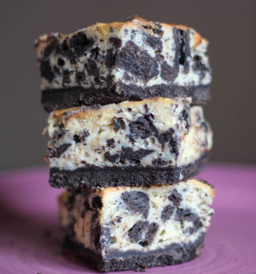 Oreo Cheesecake Squares