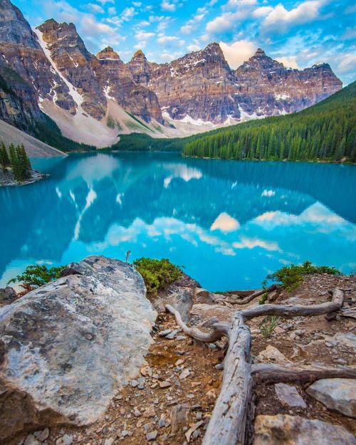 Moraine Lake, Banff National Park, Alberta, Canada.Found on Reddit, here.