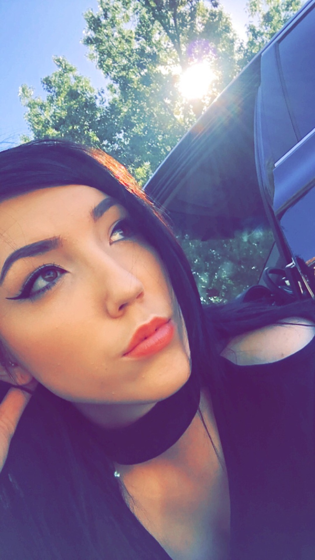 blackhairporcelainskin:  🕷☠