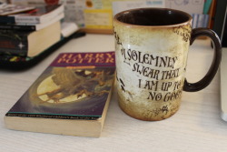 coffeemugs-and-bookshops:  Book Photo Challenge