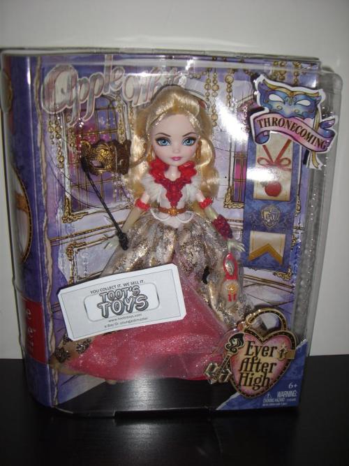 tifaerie:  http://stores.ebay.com/Toots-Toy-Store/_i.html?rt=nc&_sid=7781788&_sticky=1&_trksid=p4634.c0.m14&_sop=10&_sc=1 