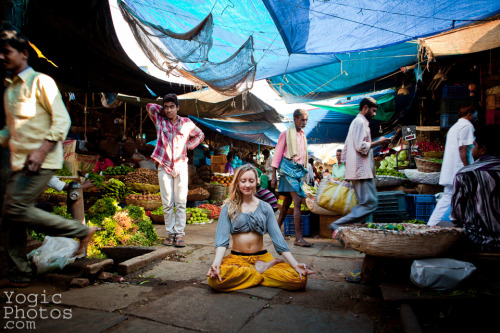 Julia in Deveraja Market, Mysore, India. www.yogabyjulia.com, Albuquerque, New Mexico  Christin