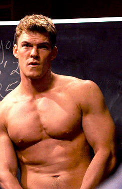 themalenipple:Titty Juggling by Alan Ritchson Reblog