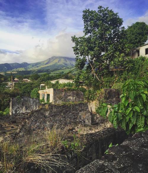 madininamada:Repost from Instagram ! #WeLike ! #Madinina by @bwbentley “Volcano views from the priso