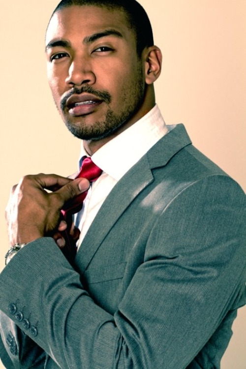 handsomeis:  Charles Michael Davis, American actor. 