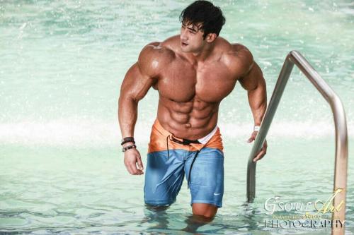 big-strong-tough:  Hwang Chul Soon 
