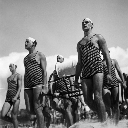 George Caddy:  Freshwater surf lifesaving club team at Bondi Beach   (1938)