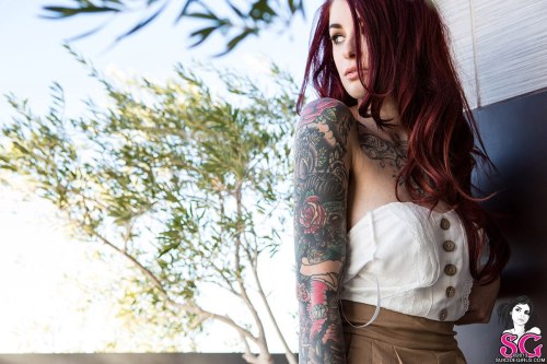 Porn Pics  Tristyn Suicide 