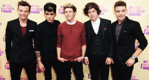   One Direction + Red Carpet 2012     