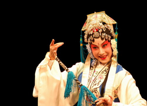 Chinese opera: kun opera. via 国家大剧院