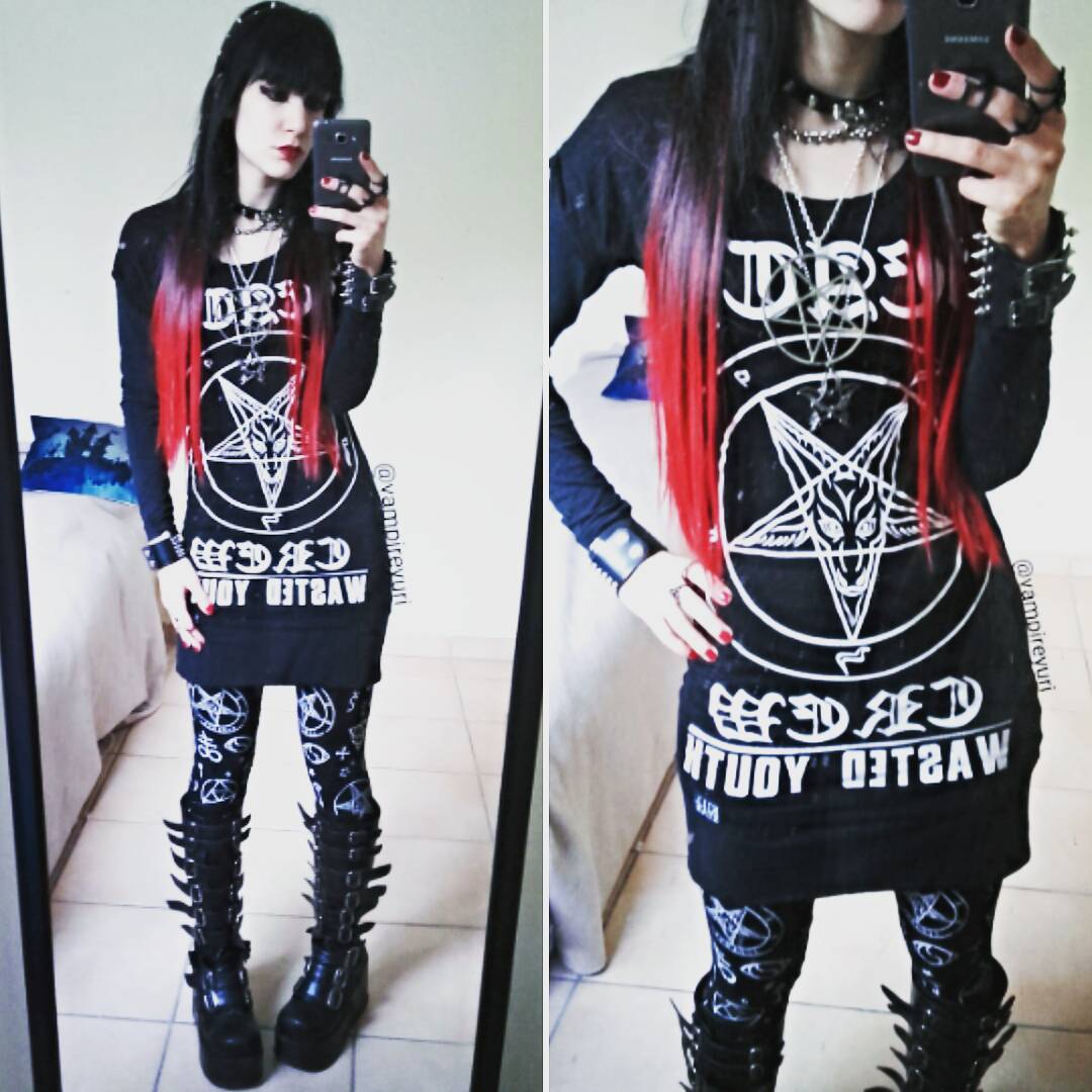 Vampire-Yuri — yesterday outfit full of occult symbols 🌘🌕🌒 tee...