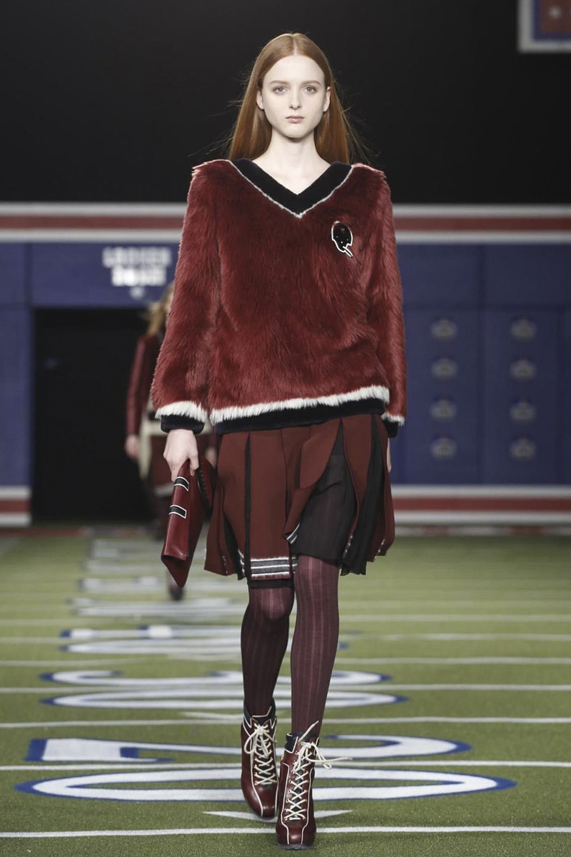 aetsogard:  Tommy Hilfiger Fall 2015