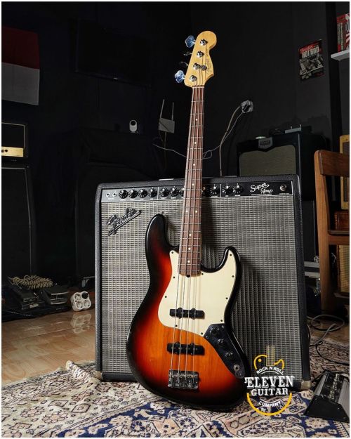 Fender American Standard Jazz Bass 2007, 60th Fender Anniversary Edition, lengkap hardcase. IDR 15.0