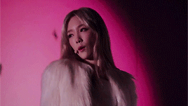 ot9s:  PHANTASIA in Japan - TaeyeonÂ 