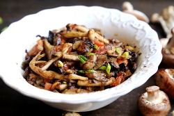 thevegancart:  (Via: http://ift.tt/1jD0OSk) (via Slow Baked Garlic Sesame Mushroom Blend - Recipes,… - Get the recipe here http://is.gd/5JWyjv