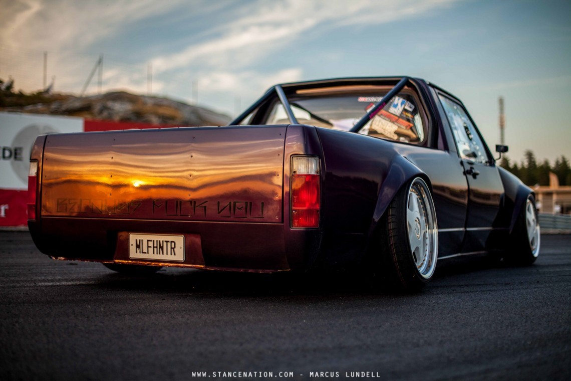 carbonking:  ricecop:  kawahbunga:  volkswagens:  scrapenrub:  VW Caddy 1jz rwd 