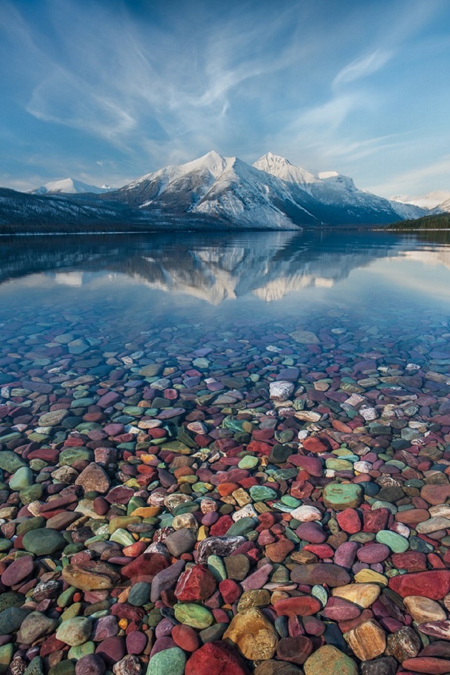 a-mossy-wonderland:  sublim-ature:  Lake McDonald, MontanaPerri Schelat  ❂❅❂❅