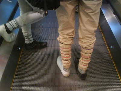 rubber band jeans trend