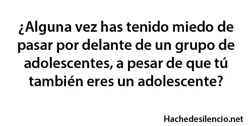 your-love-is-minee:  noganasidescansas:  Es obvio porque tenemos miedo…porque sabemos que nos juzgaran por nuestro aspecto, como lo hacemos nosotros mismos con las otras personas.   y que se rían de algo y perseguirse más que la chucha._.