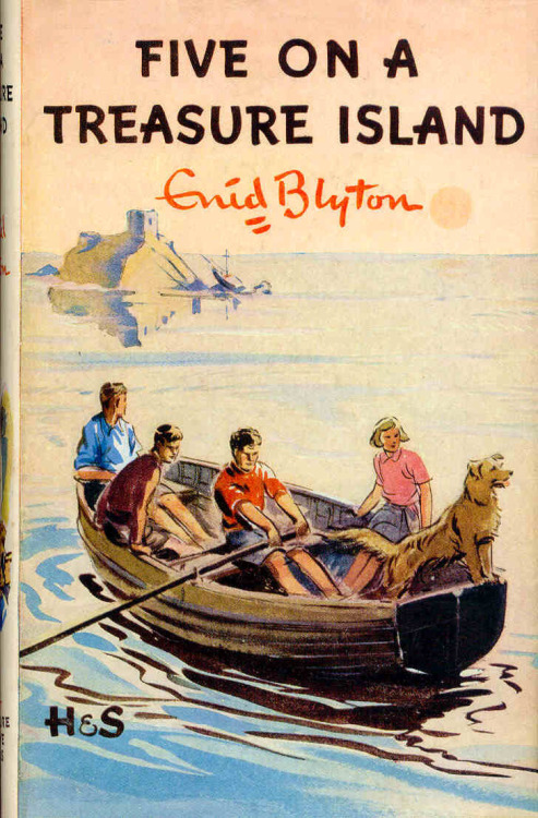 Five On a Treasure Island. Enid Blyton. Illustrator: Eileen A. Soper. London: Hodder &amp; 