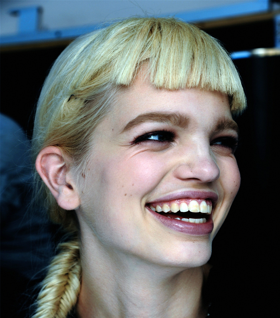 furples:  Daphs @ John Galliano Spring 2012 