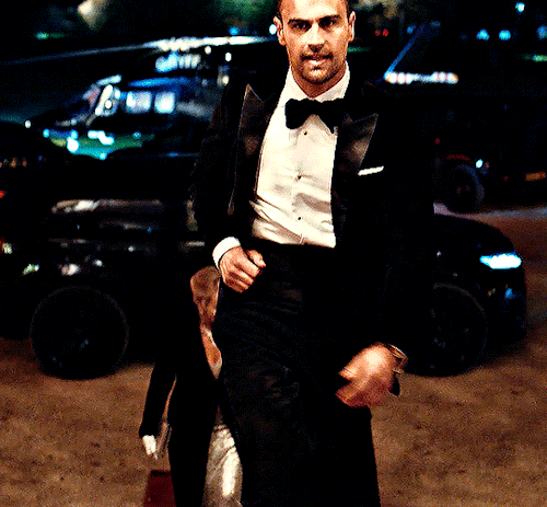 THEO JAMES As Eddie Halsteadin 'THE GENTLEMEN' (2024)
