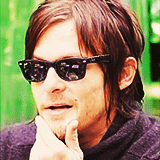 iheartnorman:   Norman’s chin rub (◕‿◕✿) 