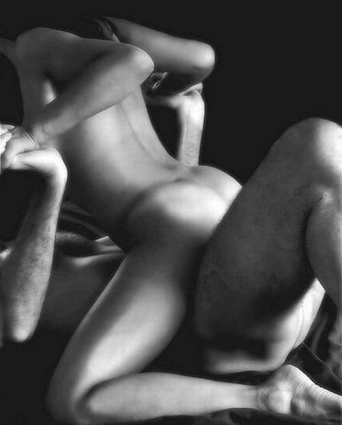 nym-pho-mania:  Sensual love blog ❤❤ 