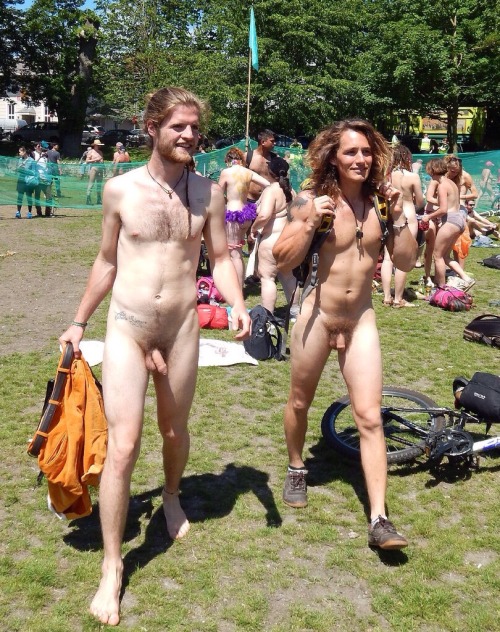 Porn iwasateenagegaydeadhead:  WNBR hippies photos