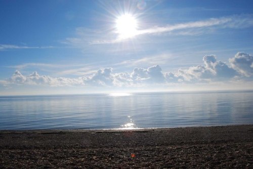 ladypaolabo: Ho deciso… stamattina vado al mare!