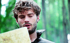 emmakillian:  I gave up my heart so that the Queen would spare Snow’s. Don’t let my sacrifice be in 