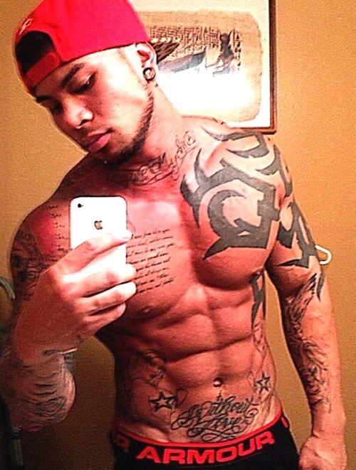 gym-punk-jock-nerd:  5  CUT UP GYM RAT WASHBOARD SELF CLICKS 