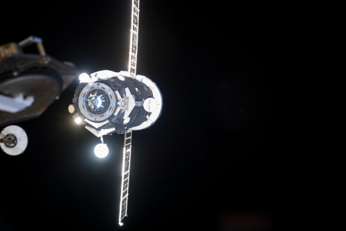 Progress 73 Cargo Craft Departs the Station : To make room for the latest cargo craft on Nov. 29, Pr