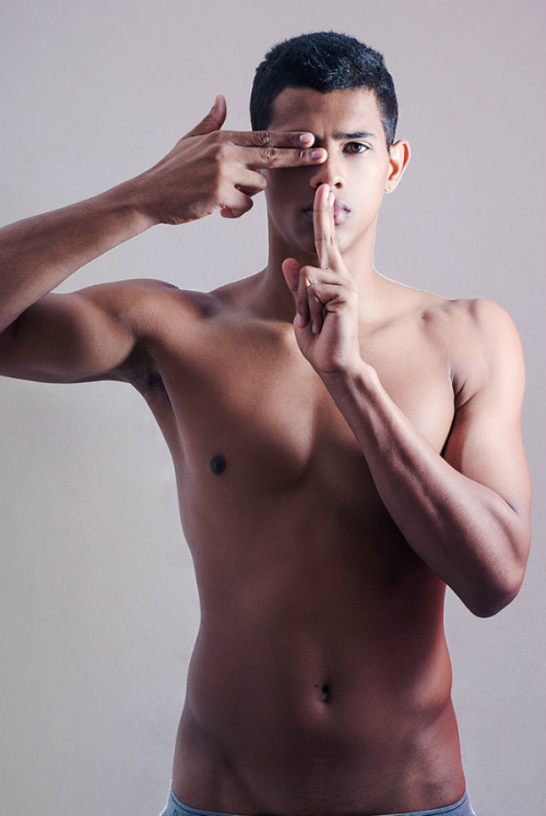 ohthentic: by—j-a: Jonas Junio by Johnny Pio Photography  Oh 