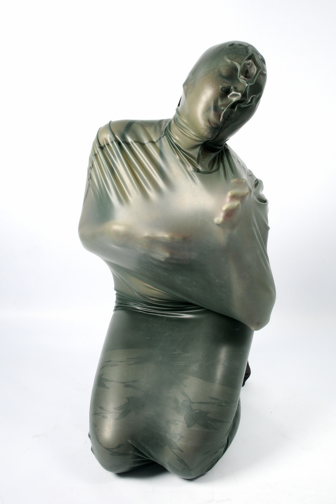 strappyskink:Breathplay (by Encasement searcher)  Squirm all you want, all your gonna