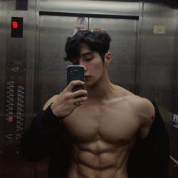 asianhunk317.tumblr.com post 158892643523