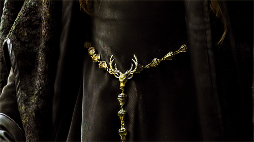 ladyblackfish:   “You Westerosi are all the same. You sew some beast upon a scrap of silk, and suddenly you are all lions or dragons or eagles.”  