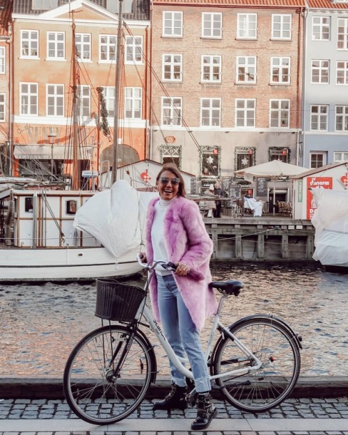 With my bike everywhere ‍♀️. This time the bike is from our @scandicfront hotel . So cooool #Cop