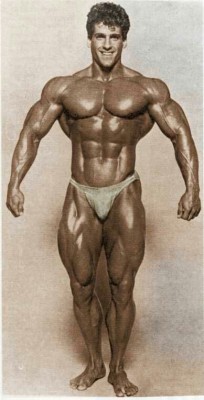 dellejoe:Bob Paris looks thick in this one