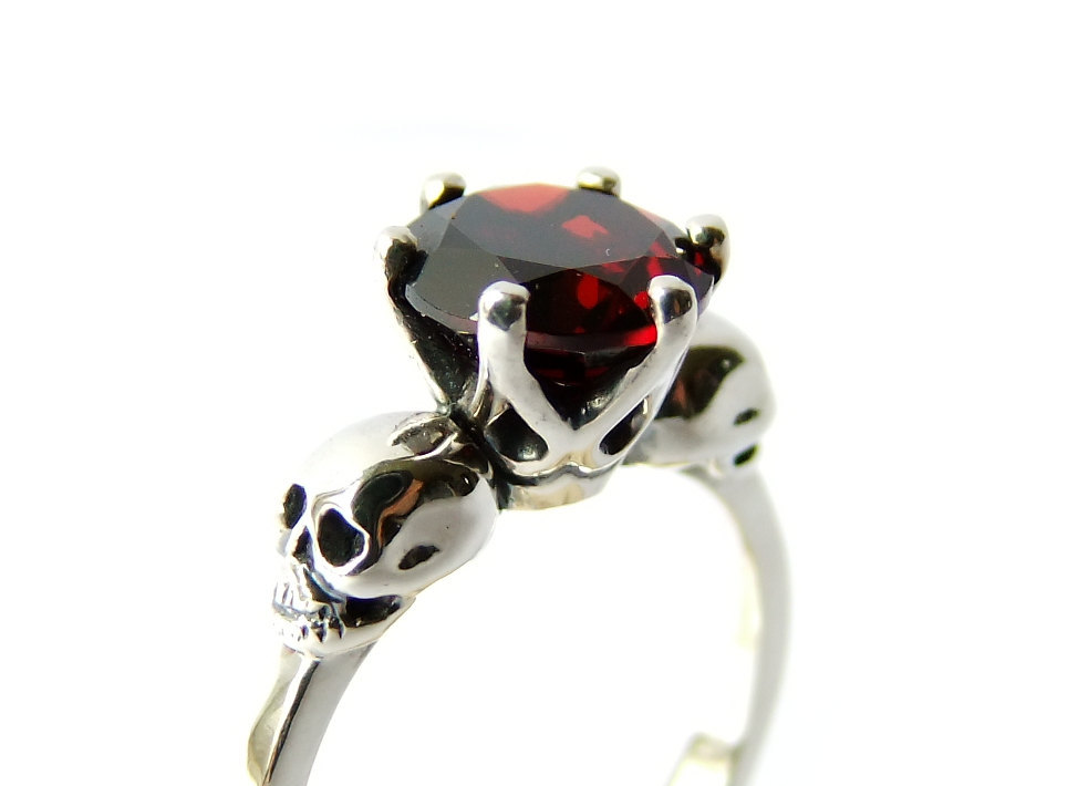 Black diamond skull wedding ring