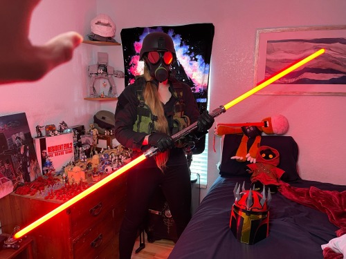 Took down Maul with the ole slugthrowerLove the way my new saber goes with the gas mask