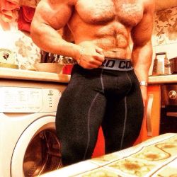 drwannabe:  Max Troyan