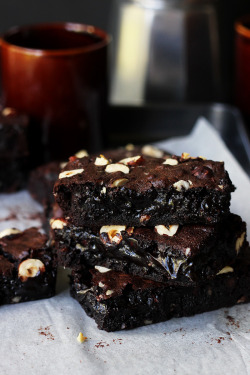 foodishouldnoteat:  confectionerybliss:  Cocoa Hazelnut Brownies | The Sugar Hit  if you love food follow my blog! 