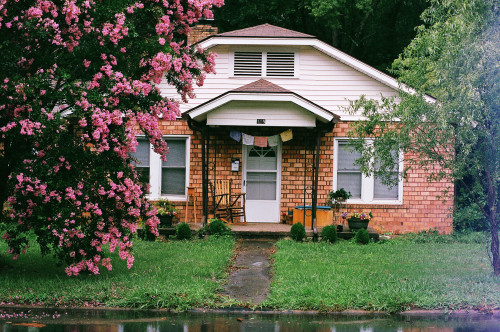 ode to my house on a rainy day